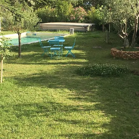 De La Pinede ,5 Km D'avignon *